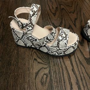 Free People wedges brand new! Never worn. I had to down size on my closet